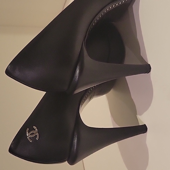 CHANEL high heels - Picture 5 of 12